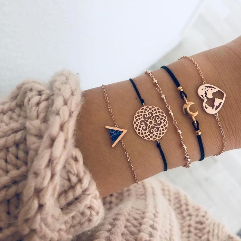 Rinhoo 4pcs/Set Fashion Bohemia Leaf Knot Hand Cuff Chain Charm Bracelet Black Love Heart Openwork Lotus Ball Leaves Bracelet1
Rinhoo 4pcs/Set Fashion Bohemia Leaf Knot Hand Cuff Chain Charm Bracelet Black Love Heart Openwork Lotus Ball Leaves Bracelet1