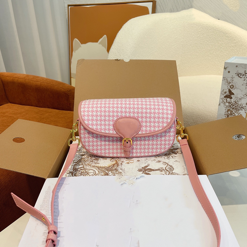 2022 The New French High Quality Fashion Houndstooth Shoulder Bags Luxuries Designers Women Bag Large Capacity Famous Designer Handbags crossbody bag Tote, Pink
2022 The New French High Quality Fashion Houndstooth Shoulder Bags Luxuries Designers Women Bag Large Capacity Famous Designer Handbags crossbody bag Tote, Pink