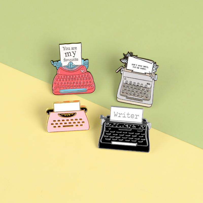 Typewriter Enamel Vintage Writing Brooches Backpack Clothes Lapel Badge Cartoon Fun Gift Kids Friends