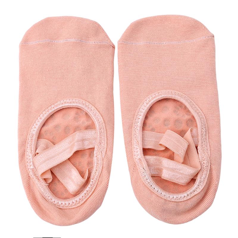 Round Toe Yoga Socks for Women Anti-Slippery Bandage Breathable Pilates Ballet Dance Socks Casual Backless Sports, Beige
Round Toe Yoga Socks for Women Anti-Slippery Bandage Breathable Pilates Ballet Dance Socks Casual Backless Sports, Beige
