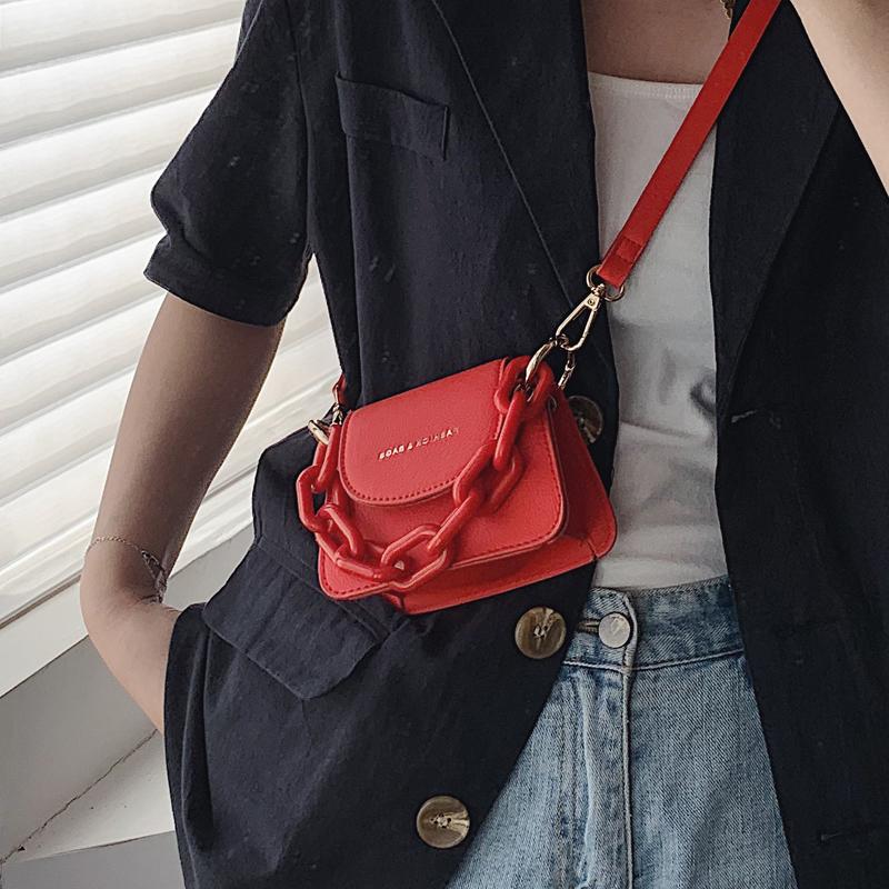 Elegant Female Mini Chain Tote bag 2021 Summer New High-quality Leather Women's Designer Handbag Travel Shoulder Messenger Bag, 12 cm red
Elegant Female Mini Chain Tote bag 2021 Summer New High-quality Leather Women's Designer Handbag Travel Shoulder Messenger Bag, 12 cm red