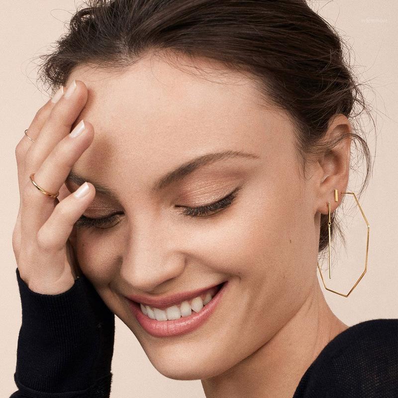 Fashion Smooth Octagon Big Hoop Earrings for Women Geometric Hollow Hoop Earring Simple Personality Party Prom Aesthetic Jewelry1
Fashion Smooth Octagon Big Hoop Earrings for Women Geometric Hollow Hoop Earring Simple Personality Party Prom Aesthetic Jewelry1
