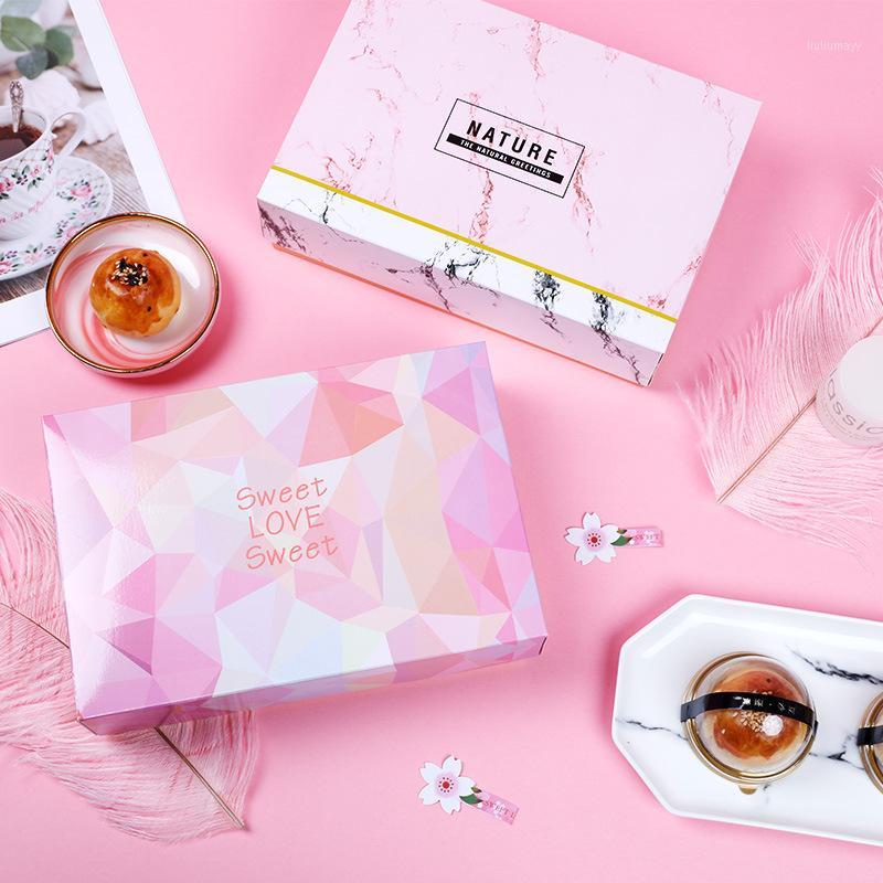 Nougat Snowflake Pastry Packaging Box Tote Bag Party Christmas Decoration Paper Gift Box Large Capacity Candy Festive Gift Bag1
Nougat Snowflake Pastry Packaging Box Tote Bag Party Christmas Decoration Paper Gift Box Large Capacity Candy Festive Gift Bag1