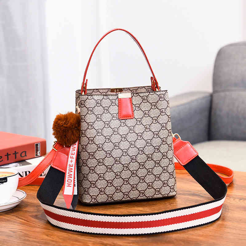 Handbag bags women large capacity bucket women's factory wholesale 70% off, Laohuahei
Handbag bags women large capacity bucket women's factory wholesale 70% off, Laohuahei