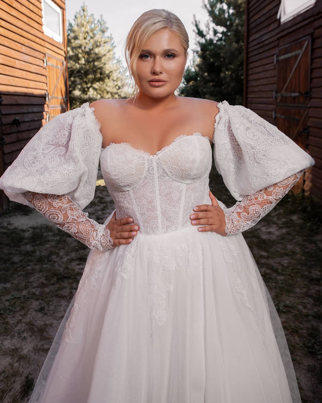 Plus Size Fashion Lace Wedding Dresses With Detachable Sleeves Sweetheart Neck A Line Bridal Gowns Sweep Train Side Split Robe De Marie