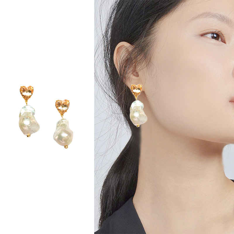 Pearl Drop Ear Stud Fishbone Earrings with Natural Pearls Crystal Heart Special-shaped Pearl
Pearl Drop Ear Stud Fishbone Earrings with Natural Pearls Crystal Heart Special-shaped Pearl