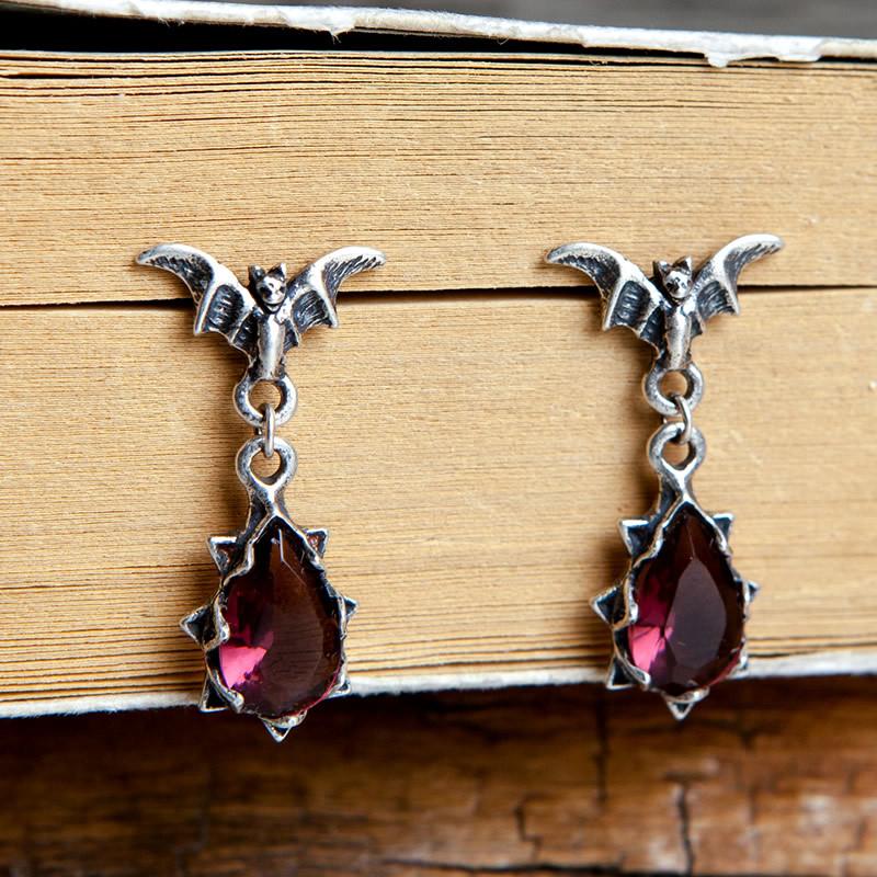 Bat Crystal Dangle Earrings 925 Sterling Silver Vintage Drop Earrings For Women Fashion Punk Jewelry Valentine Gifts
Bat Crystal Dangle Earrings 925 Sterling Silver Vintage Drop Earrings For Women Fashion Punk Jewelry Valentine Gifts