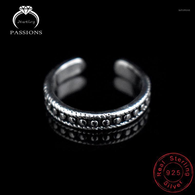 LYNNE Jewelry Wholesale Women Antique 925 Sterling Silver Rings Round Dot Design Resizable Vintage Ring Girl Fashion Trend Gift1
LYNNE Jewelry Wholesale Women Antique 925 Sterling Silver Rings Round Dot Design Resizable Vintage Ring Girl Fashion Trend Gift1