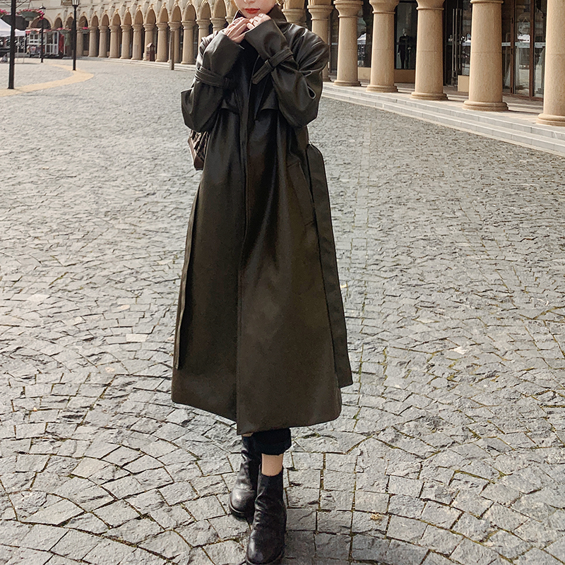 FORYUNSHES Winter Women's PU Windbreaker Notched Collar Fall New Fashion Belt Trench Coat Ladies Faux Leather Long Coats 201030