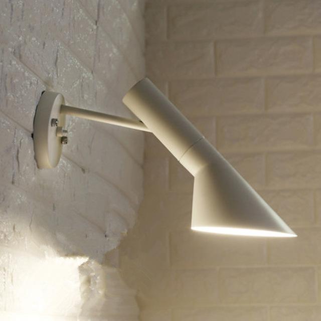 American simple industrial wind LED bedroom living room bedside post-modern wall lamp
American simple industrial wind LED bedroom living room bedside post-modern wall lamp