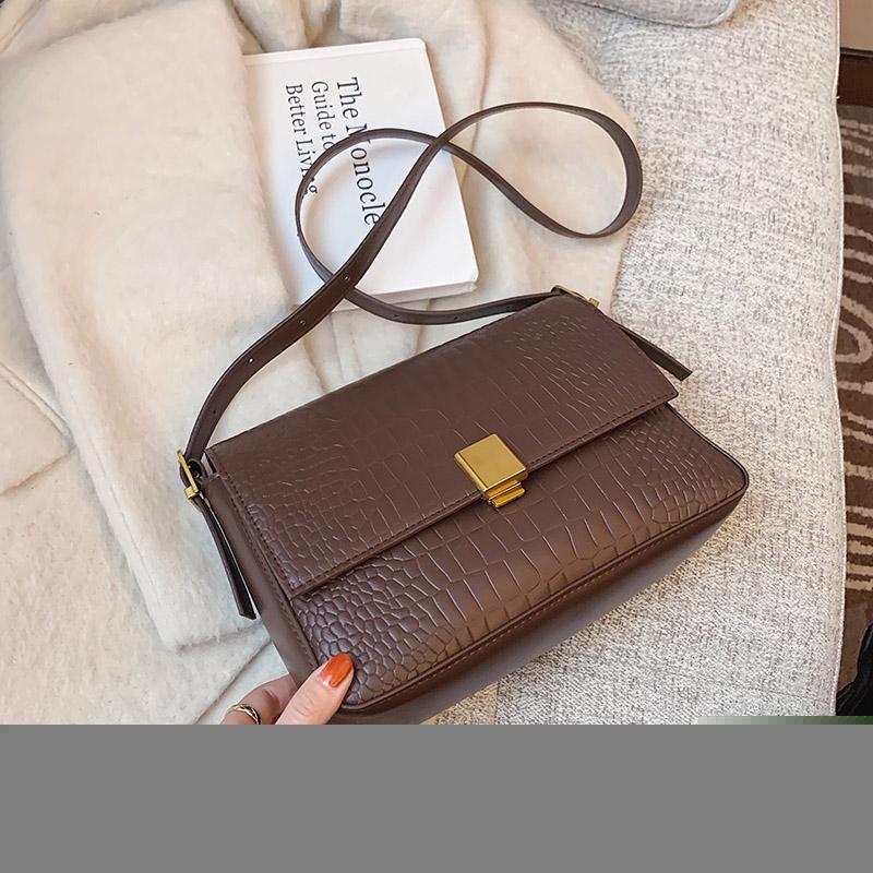 Fashion Shoulder Bag for Women 2021 Autumn New Designer Soft PU Leather Crossbody Bags Solid Color Retro Large-Capacity Bag, Black
Fashion Shoulder Bag for Women 2021 Autumn New Designer Soft PU Leather Crossbody Bags Solid Color Retro Large-Capacity Bag, Black