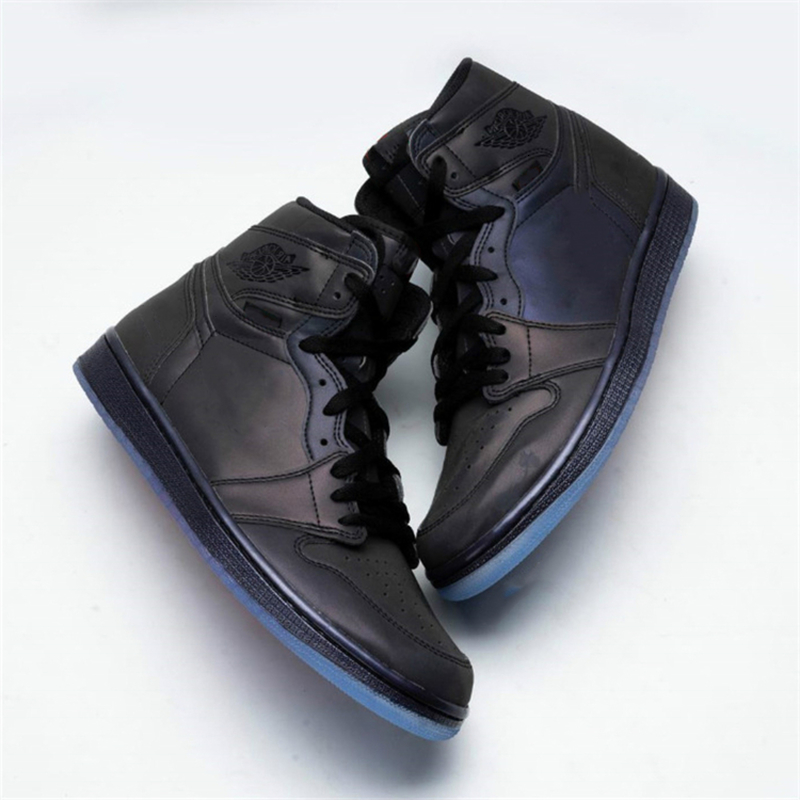 1 High Zoom Fearless R2T Basketball Shoes 1s Multi Color Black Lucky Green Varsity Red Fashion Chaussures Sneakers, Box fees etc
1 High Zoom Fearless R2T Basketball Shoes 1s Multi Color Black Lucky Green Varsity Red Fashion Chaussures Sneakers, Box fees etc