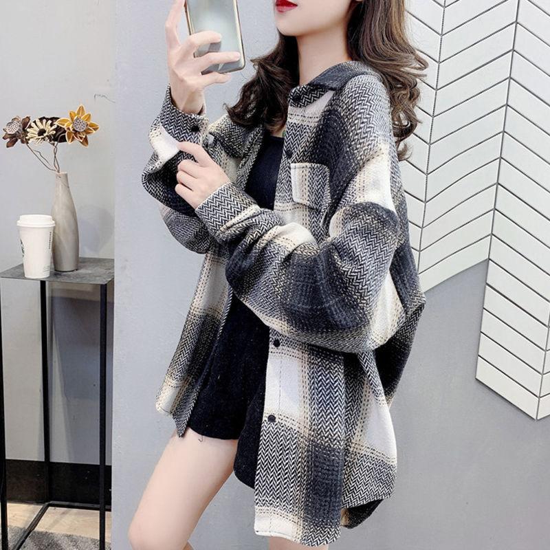 Vintage Corduroy Plaid Jackets Women Autumn Coats Plus Size Single-breasted Harajuku Overcoats Jackets Loose Outerwear Student, Black
Vintage Corduroy Plaid Jackets Women Autumn Coats Plus Size Single-breasted Harajuku Overcoats Jackets Loose Outerwear Student, Black
