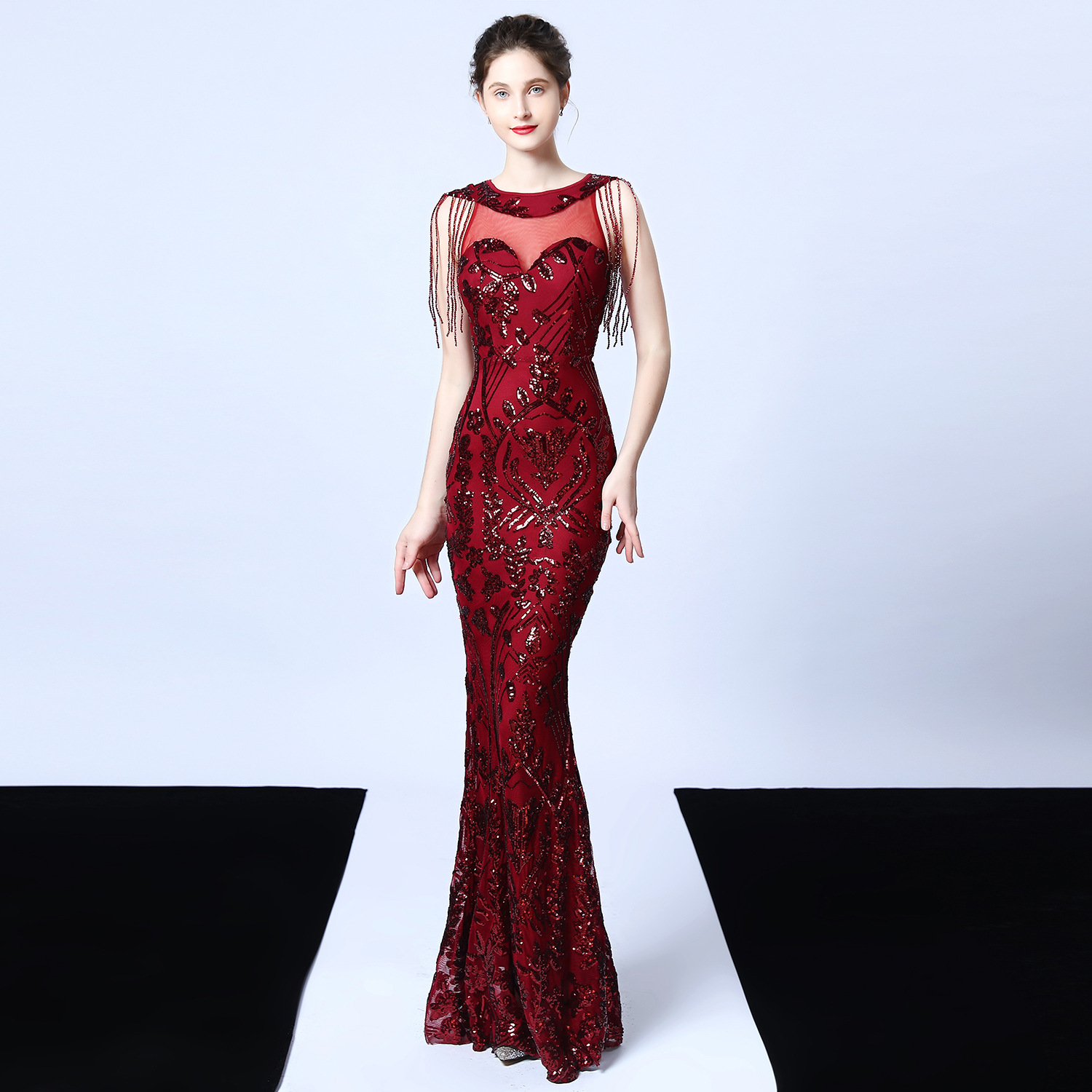Sparkly Emerald Green Evening Dresses Sequins Applique Tassel Mermaid Fishtail Prom Reception Gowns robe vert émeraude