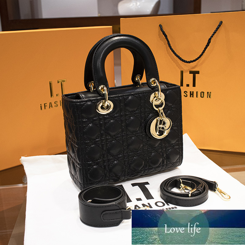 New Fashion Trending All-Match Crossbody Portable Shoulder Bag Tik Tok Live Stream Popular Diana Bag
New Fashion Trending All-Match Crossbody Portable Shoulder Bag Tik Tok Live Stream Popular Diana Bag