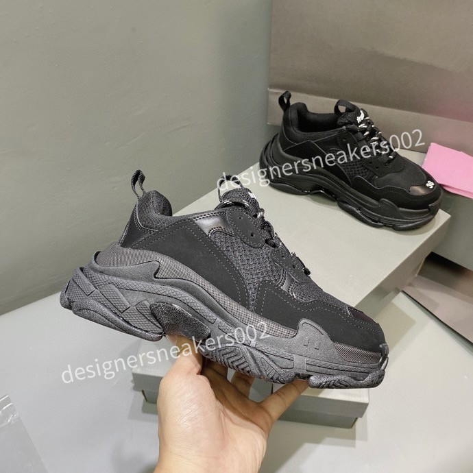 2021the new Man Trainer Black Walking Sneakers Men Women Black Red Casual Shoes Fashion Paris Sneakers blxc201201, 03
2021the new Man Trainer Black Walking Sneakers Men Women Black Red Casual Shoes Fashion Paris Sneakers blxc201201, 03