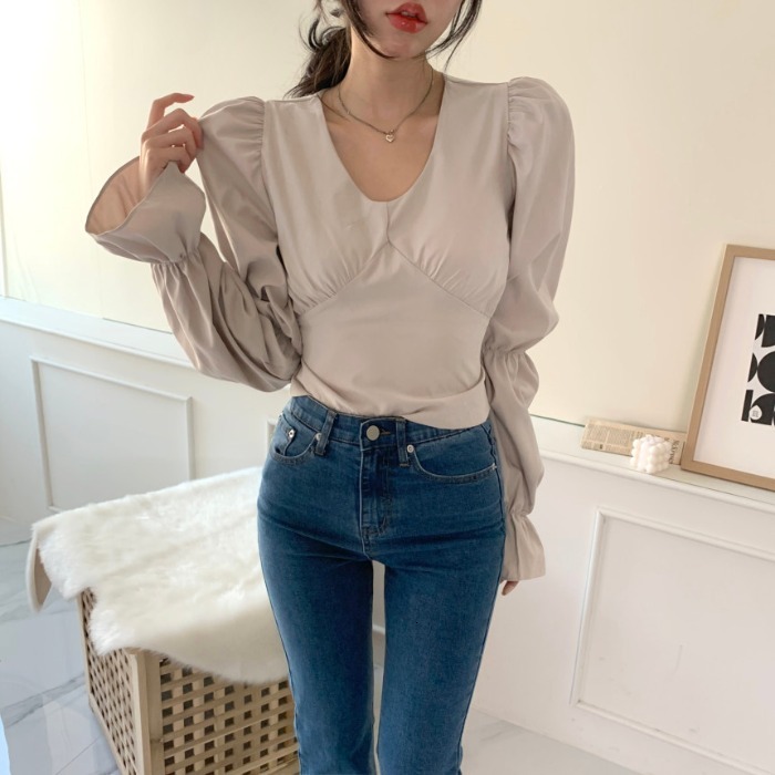 2021 New Elegant Women' Shirts Solid U-neck Flare Sleeves Thin Waist Bow Back Feminine Blouse Korean Style Autumn Tops Spring GGQ1, Blue
2021 New Elegant Women' Shirts Solid U-neck Flare Sleeves Thin Waist Bow Back Feminine Blouse Korean Style Autumn Tops Spring GGQ1, Blue
