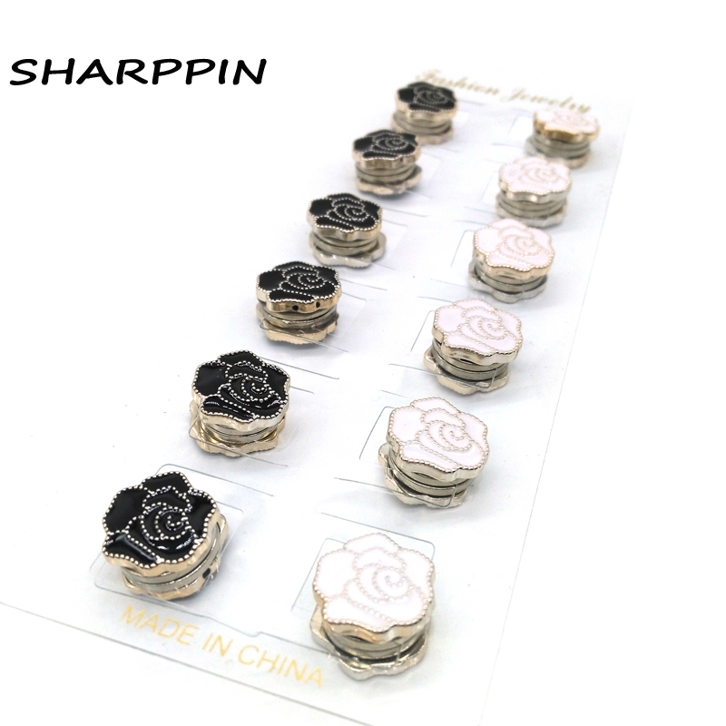 Enamel Rose Brooches Black Magnet Hijab Buckle Flower Rose 12PCS Woman Wedding Muslim Brooches Safety Scarf Hijab Pins 201009
Enamel Rose Brooches Black Magnet Hijab Buckle Flower Rose 12PCS Woman Wedding Muslim Brooches Safety Scarf Hijab Pins 201009