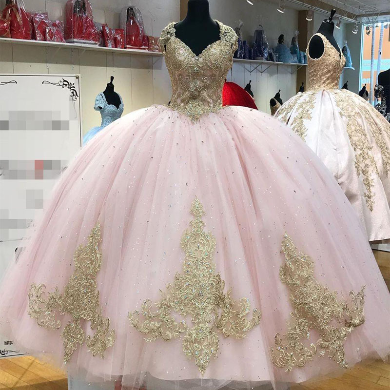 Pink And Gold Quinceanera Dresses Ball Gown Prom Cheap 2021 Applique Beaded Sweetheart Lace-up Tulle Sweet 16 Dress Party Formal Gowns Long