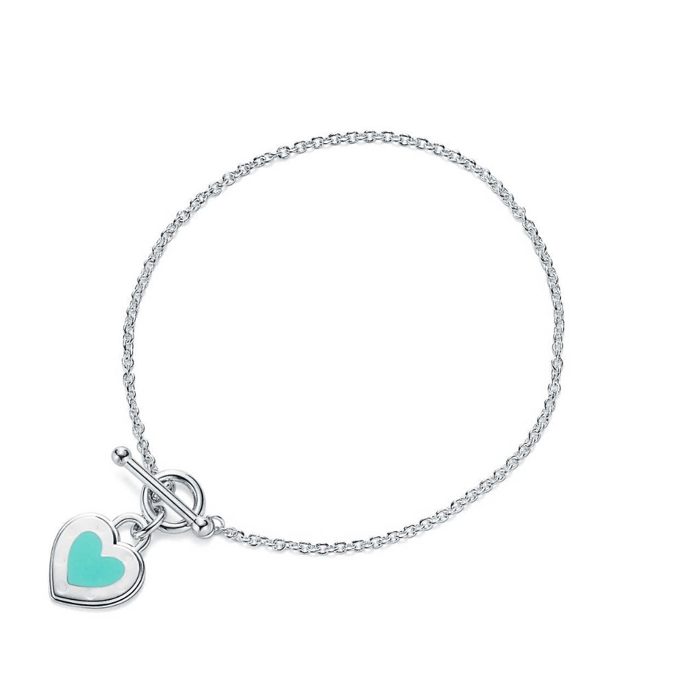 1: 1 sterling silver 925 classic exclusive blue enamel heart shaped ladies bracelet 200925
1: 1 sterling silver 925 classic exclusive blue enamel heart shaped ladies bracelet 200925