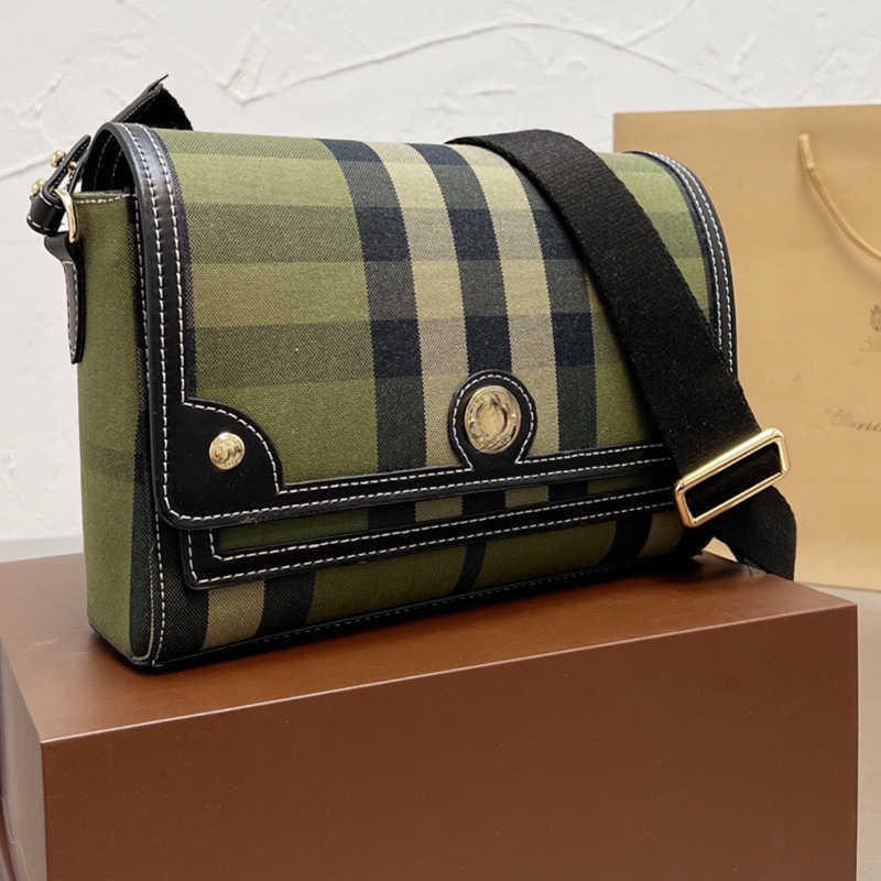 Canvas Messenger Bag Women Handbag Postman Purse Flap Crossbody bags Army Green Tartan Patchwork Wide Shoulder Strap Clutch Pockets
Canvas Messenger Bag Women Handbag Postman Purse Flap Crossbody bags Army Green Tartan Patchwork Wide Shoulder Strap Clutch Pockets