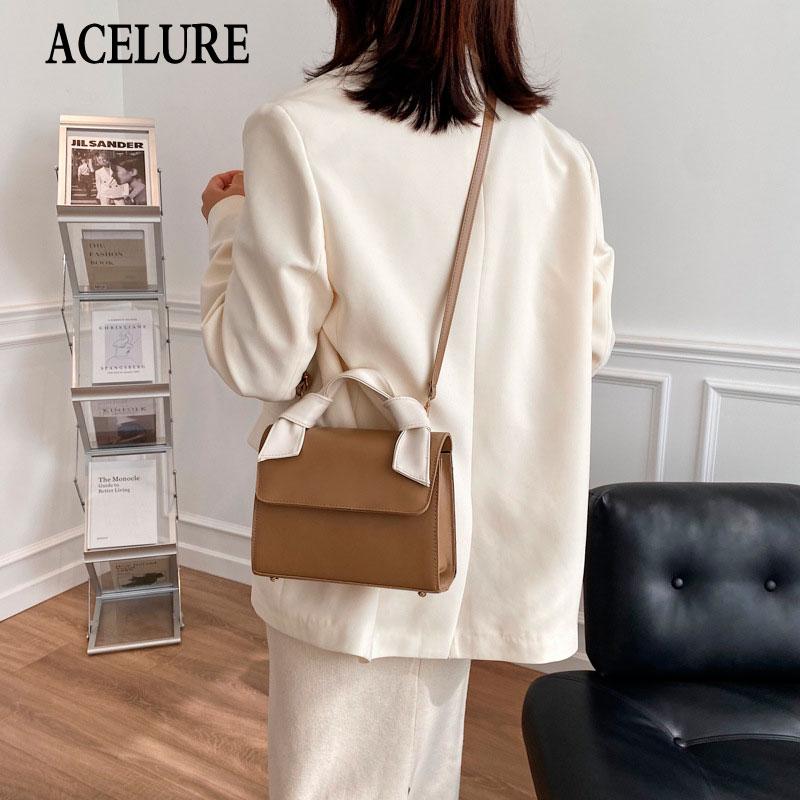 ACELURE Vintage Fashion Solid Color Shoulder Bags for Women Simple Style Elegant Ladies Shopping Purse All-match Fashion Handbag, Black
ACELURE Vintage Fashion Solid Color Shoulder Bags for Women Simple Style Elegant Ladies Shopping Purse All-match Fashion Handbag, Black