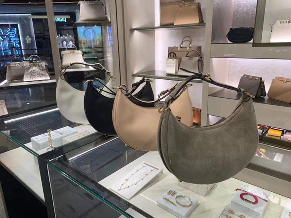 designer Bag Crafty Onthego MM GM Nano Fendgraphy Shoulder Bag luxury designer handbag purses shopping Messenger bags handbags designers crossbodys fend, Customize
designer Bag Crafty Onthego MM GM Nano Fendgraphy Shoulder Bag luxury designer handbag purses shopping Messenger bags handbags designers crossbodys fend, Customize