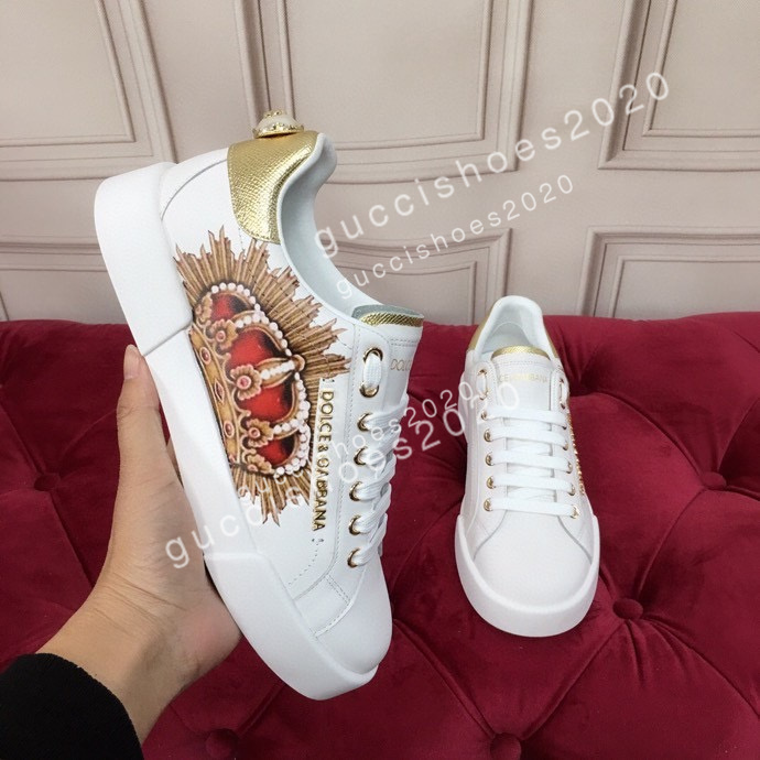 Designer new womens socks boots knitted material thick bottom lace up trend classic high quality non slip leather fashion winter heel round head letter size35-45, 04
Designer new womens socks boots knitted material thick bottom lace up trend classic high quality non slip leather fashion winter heel round head letter size35-45, 04