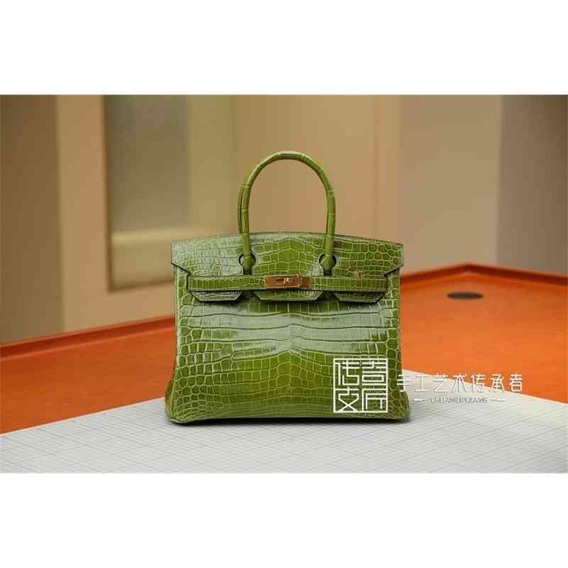 Luxury Designer Handbags Pure 2022 Handmade Women's herme Bag Nile Crocodile Skin Apple Green Bk30cm Silver Buckle Handbag
Luxury Designer Handbags Pure 2022 Handmade Women's herme Bag Nile Crocodile Skin Apple Green Bk30cm Silver Buckle Handbag