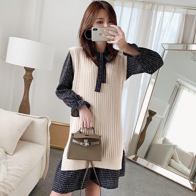 Autumn and winter 2019 loose knitted vest women's medium and long waistband V-neck sleeveless vest skirt with wool skirt outside1, Green
Autumn and winter 2019 loose knitted vest women's medium and long waistband V-neck sleeveless vest skirt with wool skirt outside1, Green