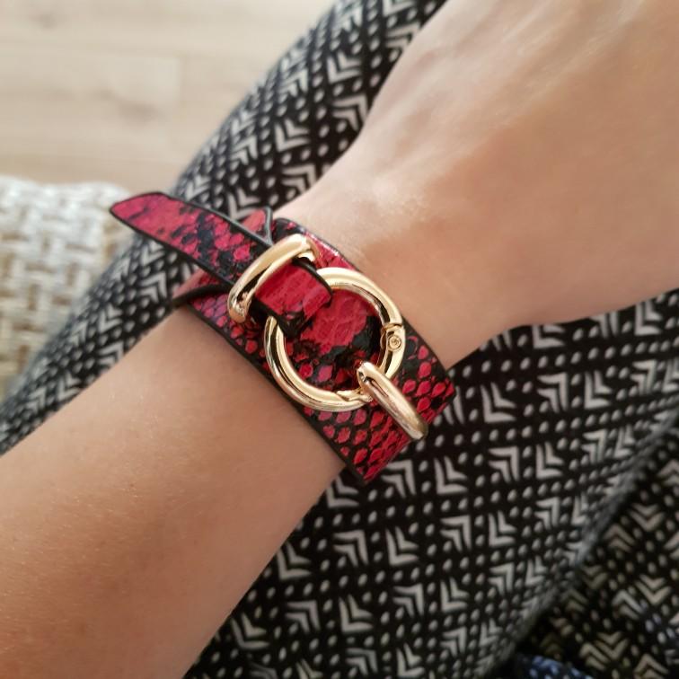 Red Green Snake Geometric Girl Trendy Fashion Leopard Print Leather Bracelets Women Vintage Bangle Female Wedding Jewelry
Red Green Snake Geometric Girl Trendy Fashion Leopard Print Leather Bracelets Women Vintage Bangle Female Wedding Jewelry