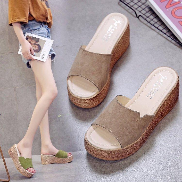 Summer 2020 Female Outside Leather Beach Slippers Platform Water Wedge Heel Cotton Fabric Heels Rubber Brief Toe Slides1
Summer 2020 Female Outside Leather Beach Slippers Platform Water Wedge Heel Cotton Fabric Heels Rubber Brief Toe Slides1