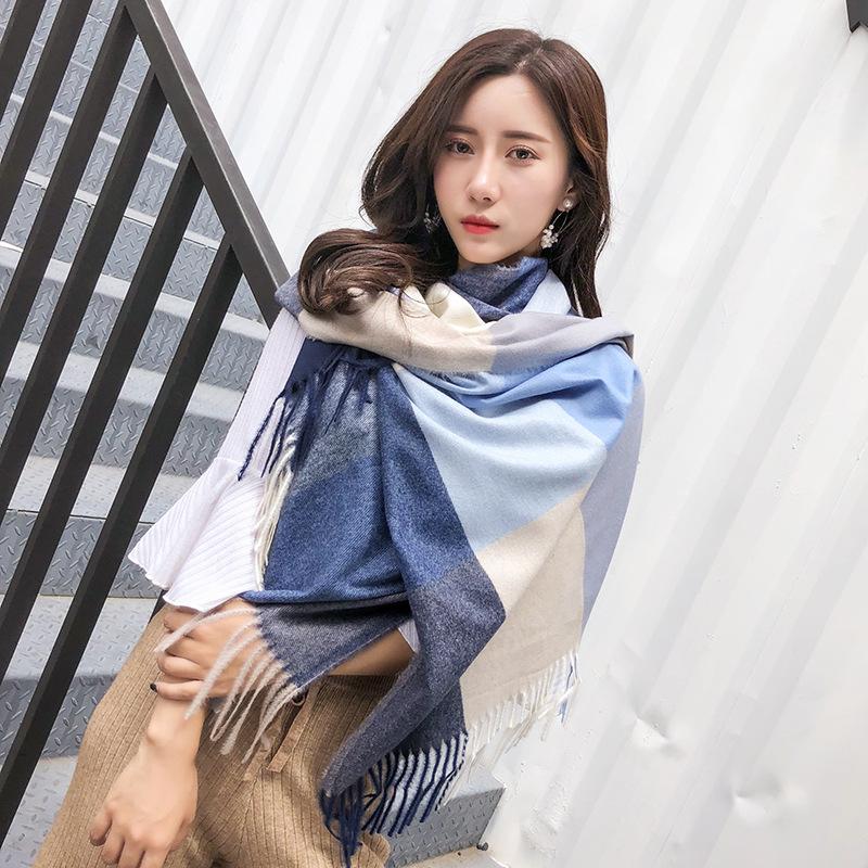 Autumn / winter 2020 Korean scarves women's winter Japanese small fresh cashmere scarf color Plaid Scarf neck
Autumn / winter 2020 Korean scarves women's winter Japanese small fresh cashmere scarf color Plaid Scarf neck