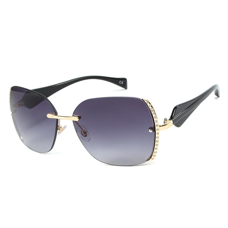 Sunglasses 2021 Drill Design Ladies Women Vintage Rimless Gradient Sun Glasses For Female UV400 Oculos Feminino
Sunglasses 2021 Drill Design Ladies Women Vintage Rimless Gradient Sun Glasses For Female UV400 Oculos Feminino