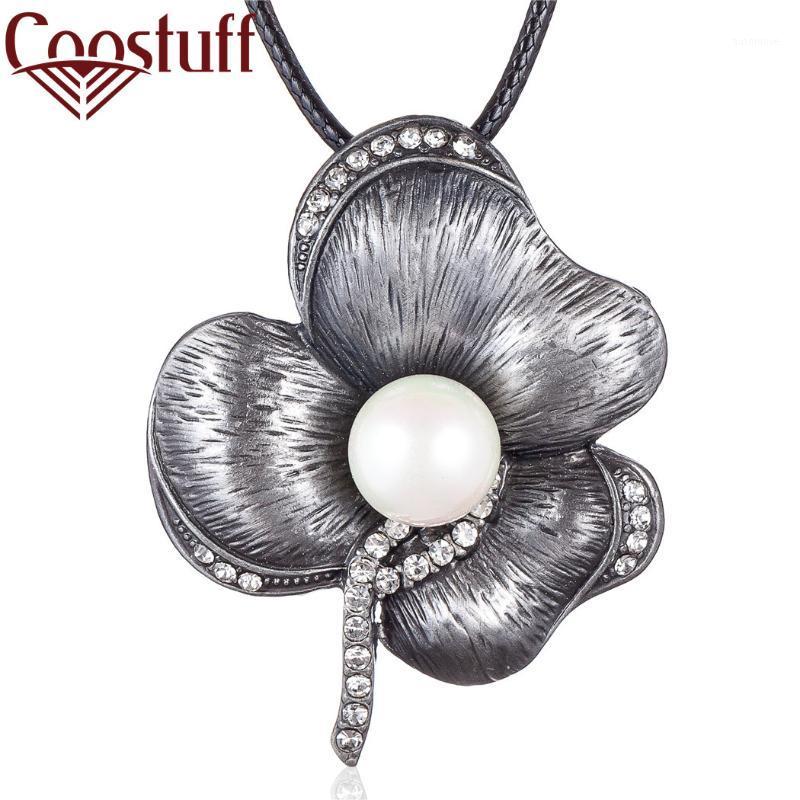 Vintage Plant Jewelry Long Necklace for Women Grey Flower Pendant Black Rope Chain Jewellery Suspension Choker Hotsale Wholesale1
Vintage Plant Jewelry Long Necklace for Women Grey Flower Pendant Black Rope Chain Jewellery Suspension Choker Hotsale Wholesale1