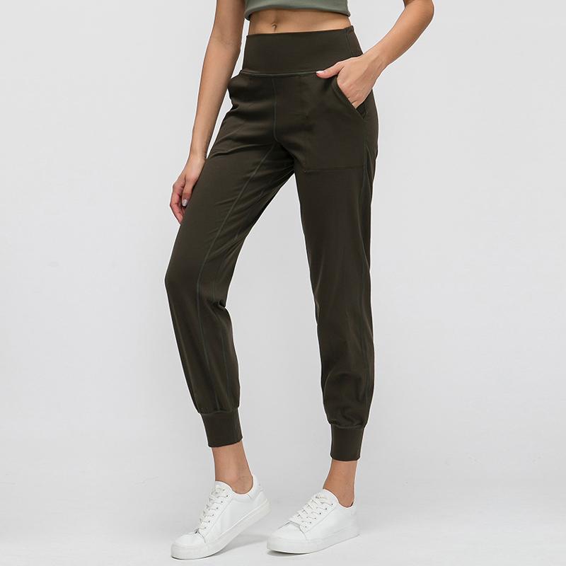 Heyyoga Naked-feel Fabric Loose Fit Sport Workout Joggers Women Butter Soft Elastic Workout Gym Joggers with Two Side Pocket, Black
Heyyoga Naked-feel Fabric Loose Fit Sport Workout Joggers Women Butter Soft Elastic Workout Gym Joggers with Two Side Pocket, Black