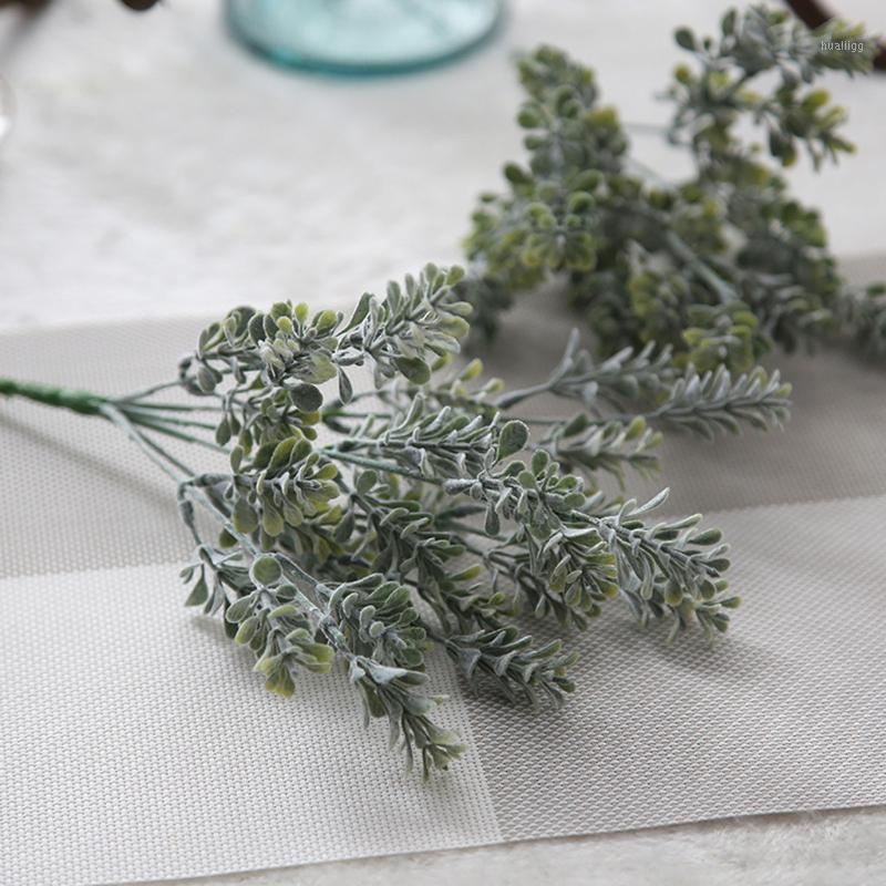 Artificial Flowers Fake Silk Eucalyptus Green Plant Flowers Wedding Home Garden Decor Fake Merry Christmas Flower1, As pic 
Artificial Flowers Fake Silk Eucalyptus Green Plant Flowers Wedding Home Garden Decor Fake Merry Christmas Flower1, As pic