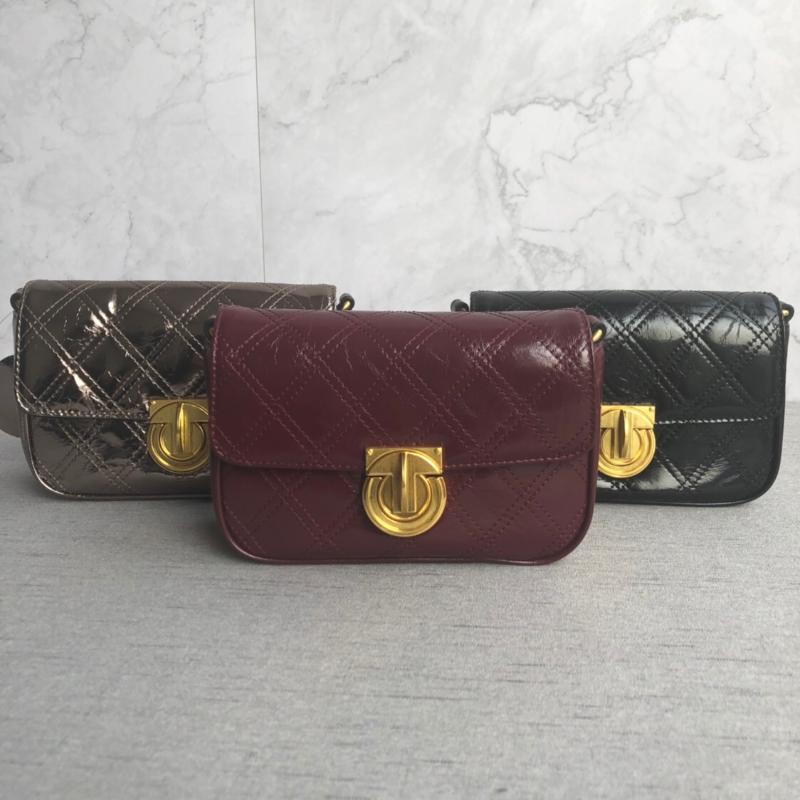 Head Layer Oil Wax Leather Chain Small Square Bag Leisure Hundred Leather Women's Bag Oblique Cross Tide, Bronze
Head Layer Oil Wax Leather Chain Small Square Bag Leisure Hundred Leather Women's Bag Oblique Cross Tide, Bronze