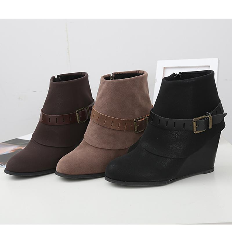 Women Wedges Ankle Boots Women's Fashion Zipper Belt Buckle Shoe 2021 Autumn Winter Boots Plus Size 43 Woman Flock Lady Footwear, Khaki
Women Wedges Ankle Boots Women's Fashion Zipper Belt Buckle Shoe 2021 Autumn Winter Boots Plus Size 43 Woman Flock Lady Footwear, Khaki
