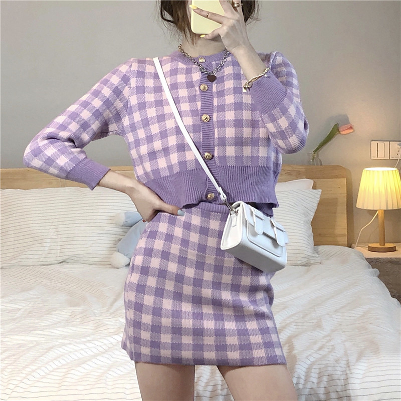 2021 New High-end Women's 3 Piece Sweet Skirt Higher Chess Cardigan T-shirt Retro-feminine Ensembles Combining Clothes 00MT, Purple
2021 New High-end Women's 3 Piece Sweet Skirt Higher Chess Cardigan T-shirt Retro-feminine Ensembles Combining Clothes 00MT, Purple