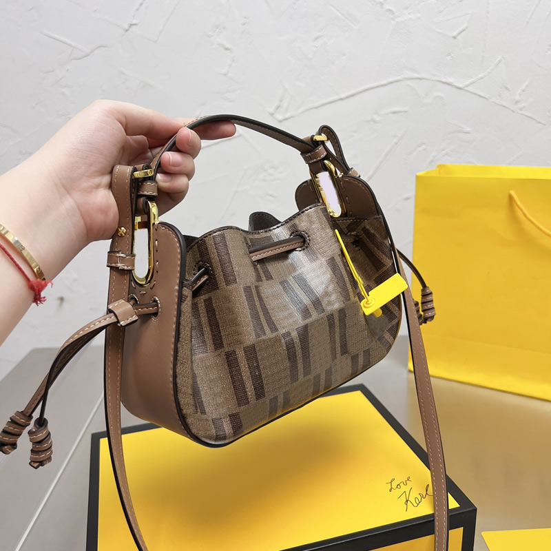 Drawstring Handbag Brown Print Crossbody Bag Cowhide Canvas Pomodorino Handbags Purse Women Fashion Wallets High Quality
Drawstring Handbag Brown Print Crossbody Bag Cowhide Canvas Pomodorino Handbags Purse Women Fashion Wallets High Quality
