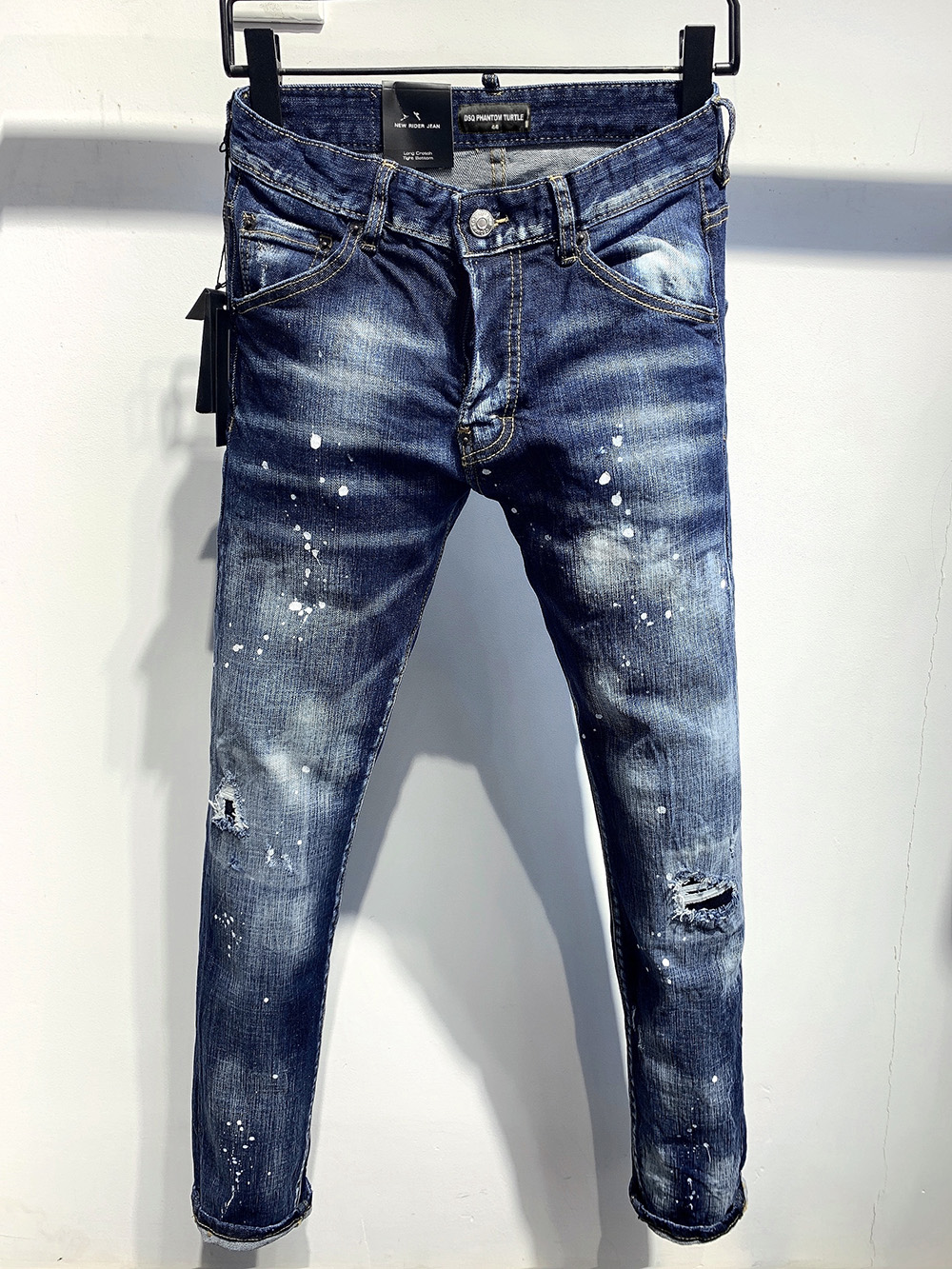 DSQ PHANTOM TURTLE Classic Fashion Man Jeans Hip Hop Rock Moto Mens Casual Design Ripped Jeans Distressed Skinny Denim Biker DSQ Jeans 2034, As picture
DSQ PHANTOM TURTLE Classic Fashion Man Jeans Hip Hop Rock Moto Mens Casual Design Ripped Jeans Distressed Skinny Denim Biker DSQ Jeans 2034, As picture