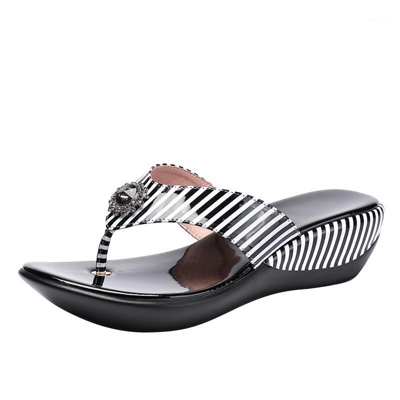 Women Wedges Flip Flops Genuine Leather Platform Sandals Fashion Ladies Slippers Shoes 2020 Summer Woman Shoe Female Footwear1, Black
Women Wedges Flip Flops Genuine Leather Platform Sandals Fashion Ladies Slippers Shoes 2020 Summer Woman Shoe Female Footwear1, Black