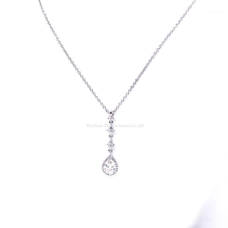 Chains Tianyu Gems Silver Necklace 6*8mm Pear Moissanite Pendant 1.3ct GH VS Diamond Sparkle Classic Women Bridal Jewelry Trendy Gifts1
Chains Tianyu Gems Silver Necklace 6*8mm Pear Moissanite Pendant 1.3ct GH VS Diamond Sparkle Classic Women Bridal Jewelry Trendy Gifts1