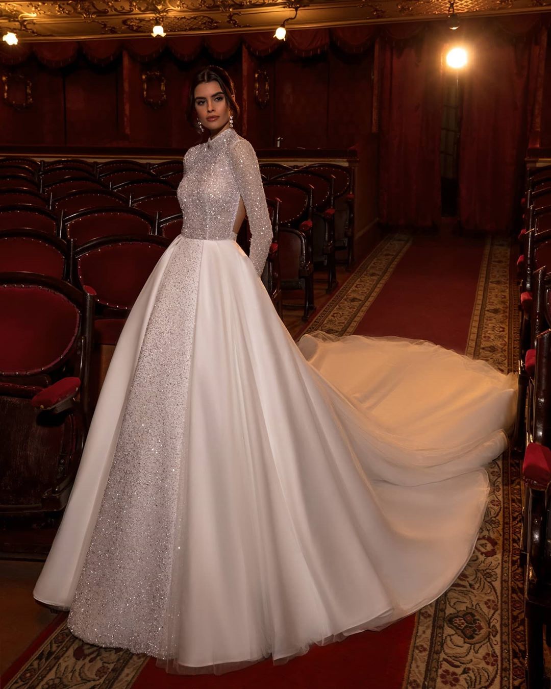 Sequined Backless Sparkly Wedding Dresses High Neck A Line Long Sleeves Bridal Gowns Sweep Train Tulle Robe De Marie