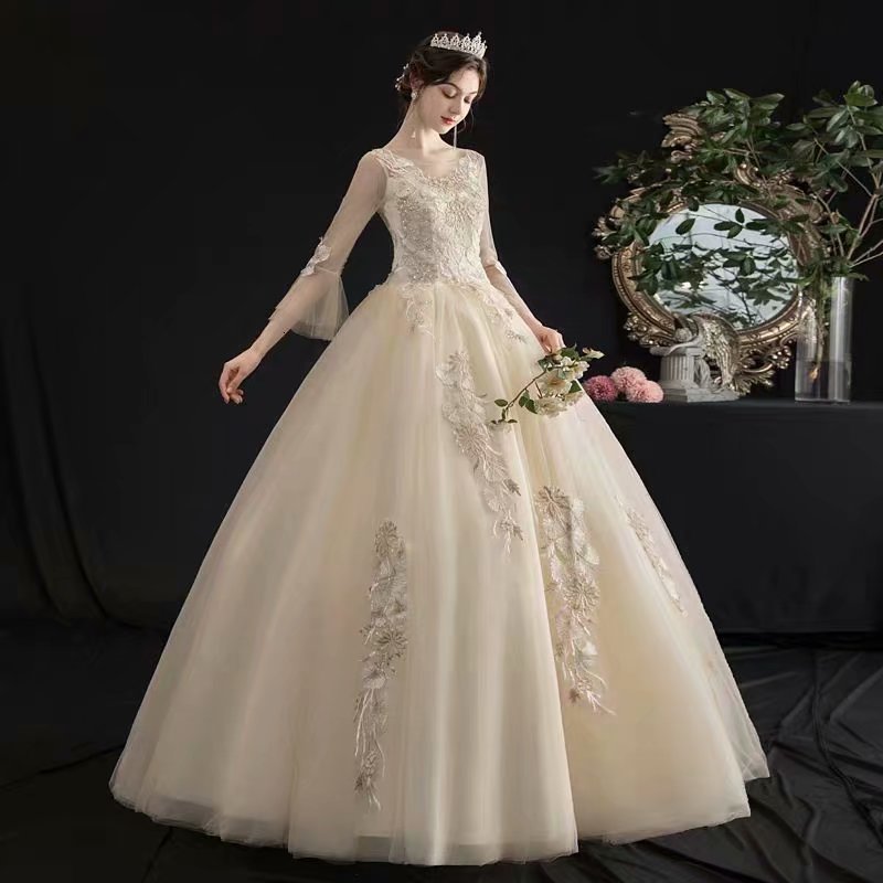 2021 New Wedding Champagne Line Robe Lasso-up Bow-up Three Quarters Dress 4L6N
2021 New Wedding Champagne Line Robe Lasso-up Bow-up Three Quarters Dress 4L6N