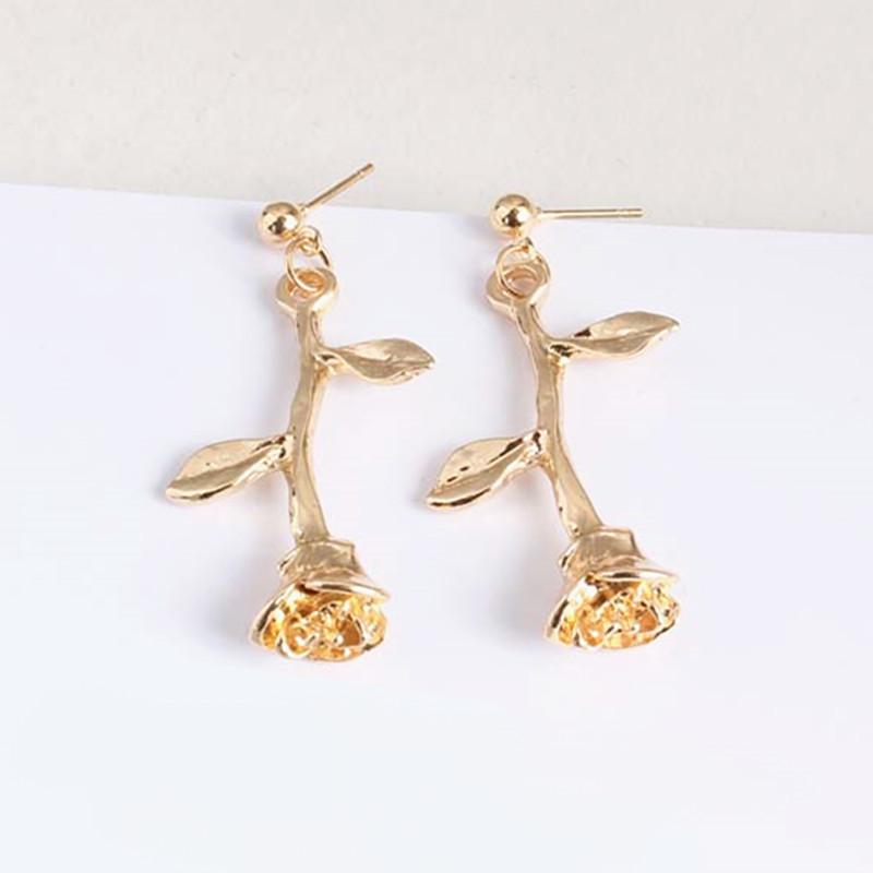 Korea Romantic Delicate Rose Flower Earrings Charm Gold Color Rose Jewelry Metal Tree Branches Earrings For Women Girls Gift
Korea Romantic Delicate Rose Flower Earrings Charm Gold Color Rose Jewelry Metal Tree Branches Earrings For Women Girls Gift