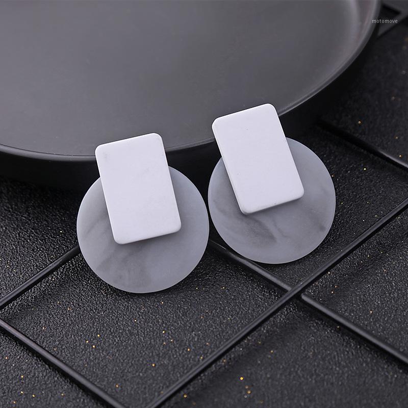 Tortoiseshell Brincos Hit Color Earring Women Square Round Earring Geometry Acrylic Earrings for Women Charm Jewelry White black1
Tortoiseshell Brincos Hit Color Earring Women Square Round Earring Geometry Acrylic Earrings for Women Charm Jewelry White black1