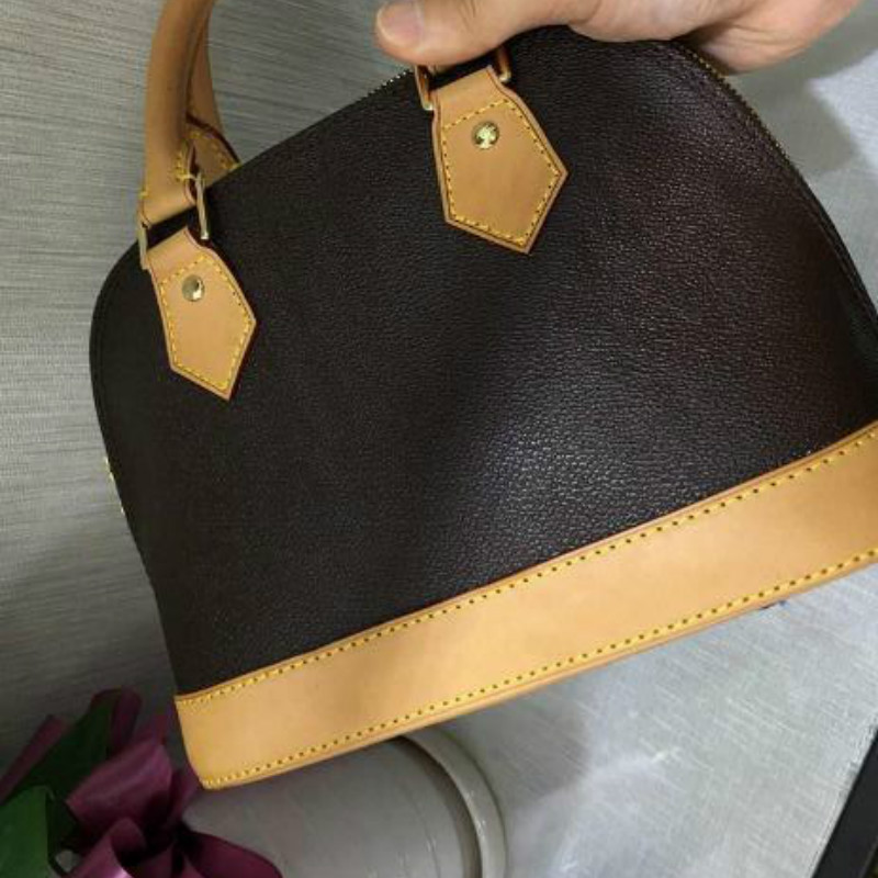 Luxurys Designers Bags New Classic Shell Bag Damier Oxdiex Real Leather Printing Flowers Shoulder Bags Women Handbags Canvas Crossbody Purse
Luxurys Designers Bags New Classic Shell Bag Damier Oxdiex Real Leather Printing Flowers Shoulder Bags Women Handbags Canvas Crossbody Purse