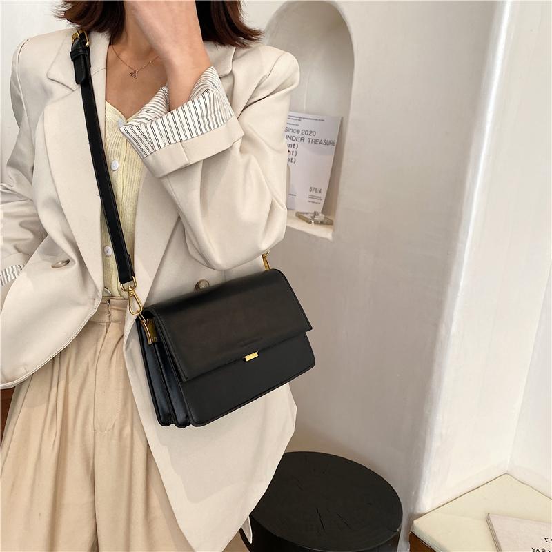 Black Simple Women Crossbody Bag 2021 PU Leather Designer Solid Color Small Square Bag Casual All-match Girl Daily Shoulder Bags
Black Simple Women Crossbody Bag 2021 PU Leather Designer Solid Color Small Square Bag Casual All-match Girl Daily Shoulder Bags
